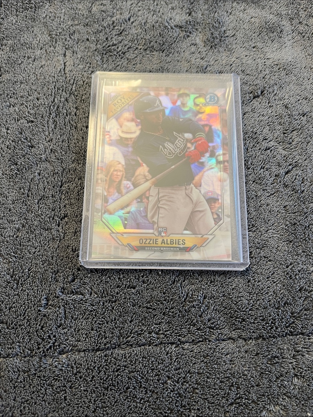 2018 Rookie of the Year Favorites Ozzie Albies Rookie Card - Holographic